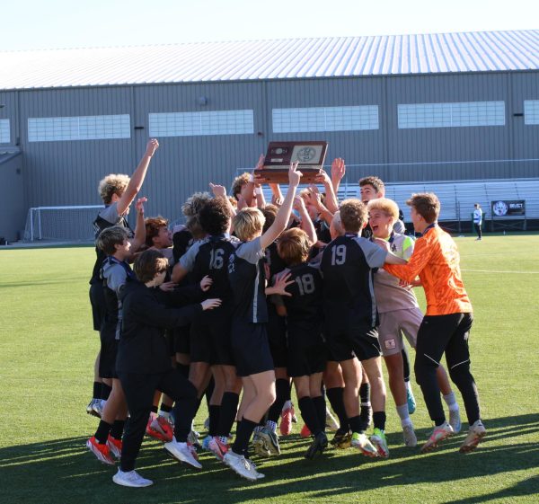 Boys soccer wins state championship and finishes season undefeated